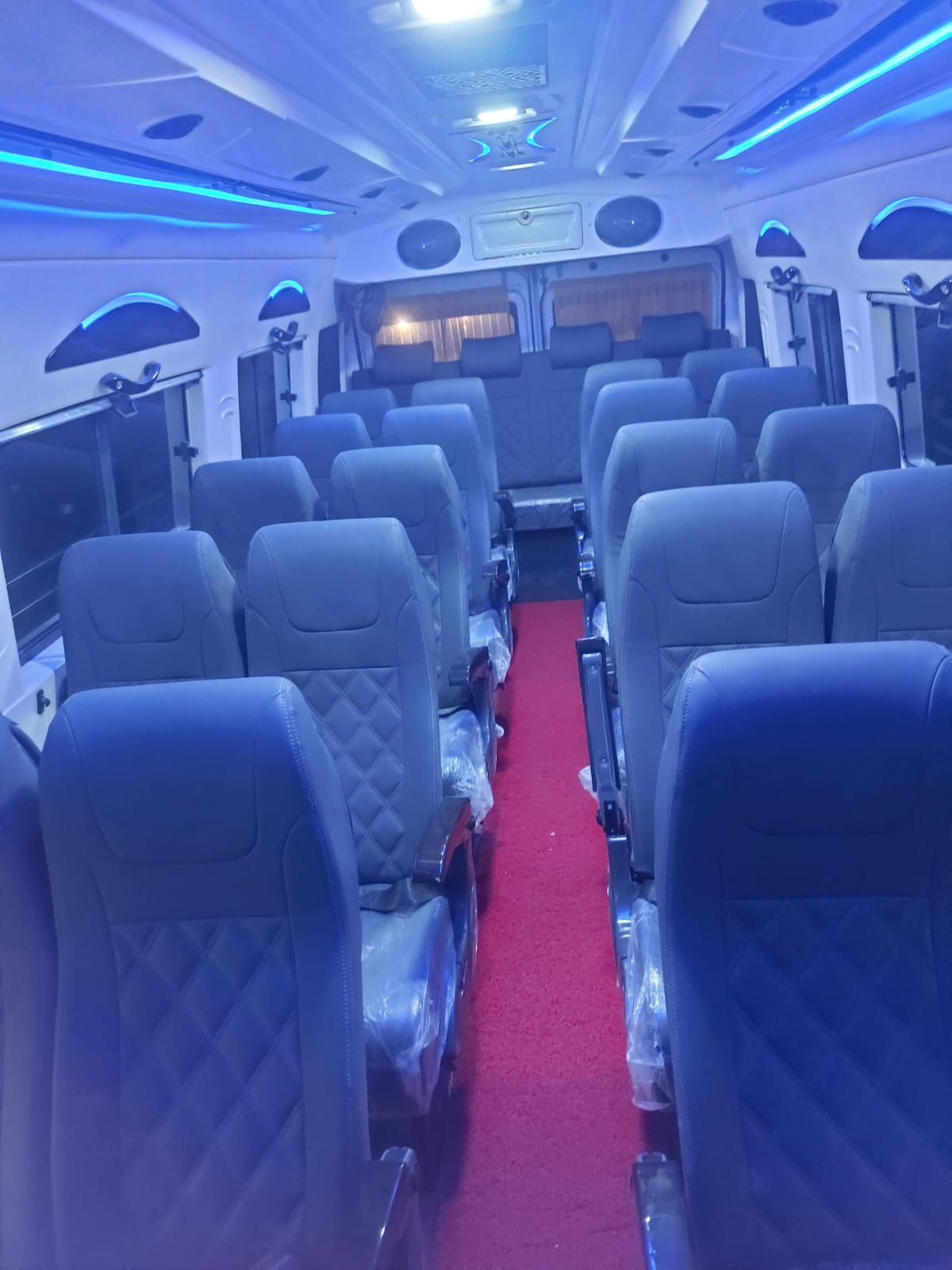 20+1 Seater Tempo Traveller